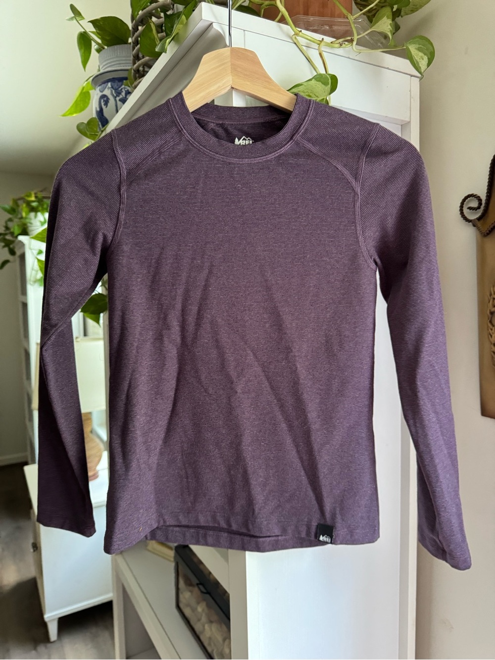 REI Long Sleeve Crew Neck Top in Plum Heather